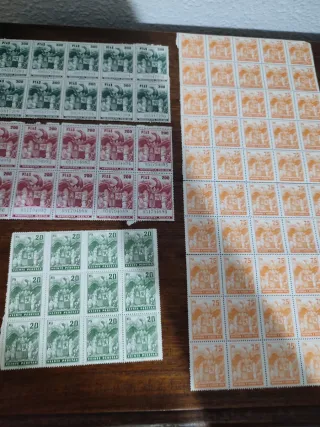 Lote Sellos 20, 75, 200, 300 PTAS