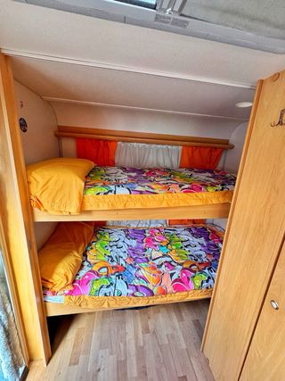 Caravana Knaus 400 LKK