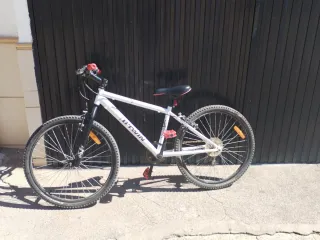 Bicicleta Btwin Blanca