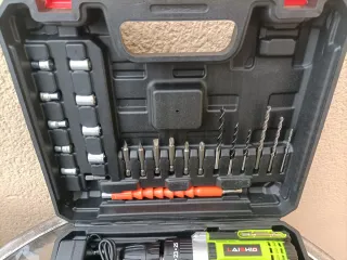 Nuevo!Taladro Atornillador con Accesorios