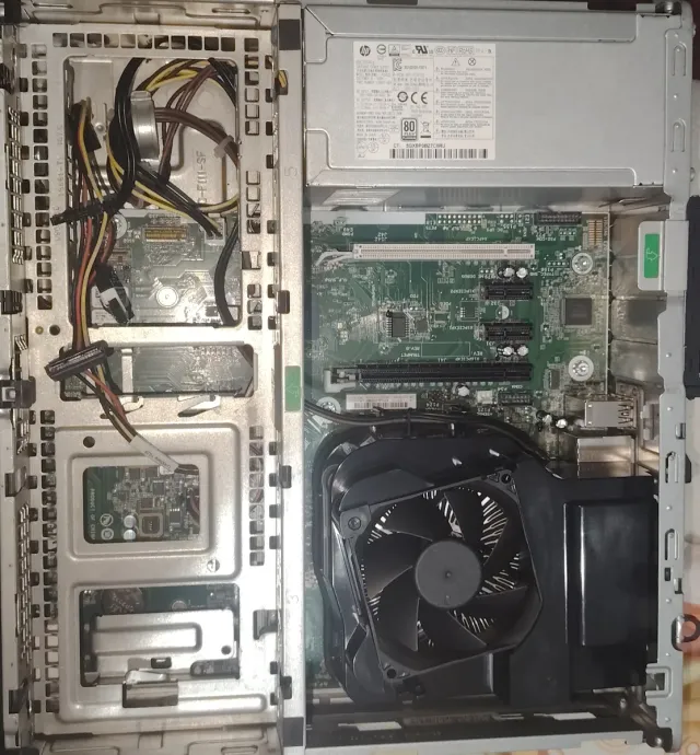 HP EliteDesk 800 G4 - i5 8va Generación