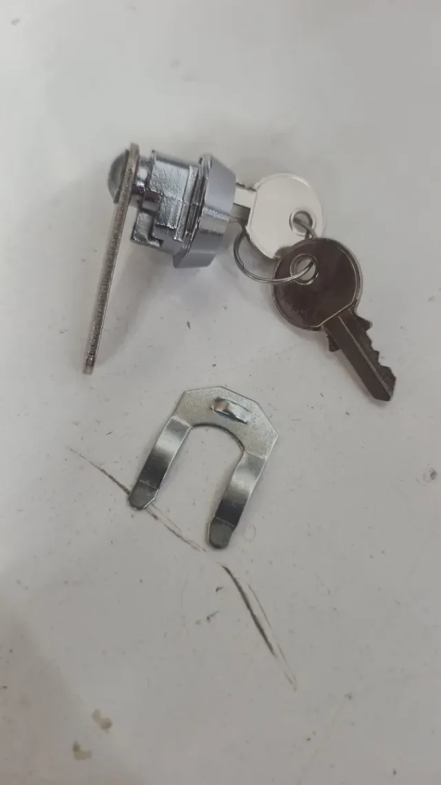 Serratura per cassetta postale AGA diritta con 2 chiavi