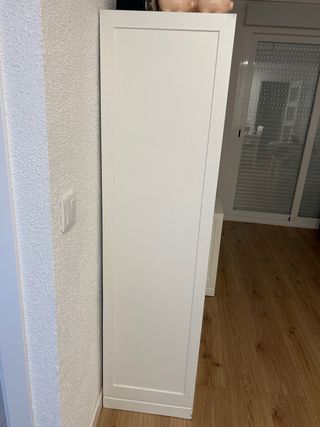 Mueble salón cajones y estantería