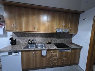 Cocina completa con electrodomésticos