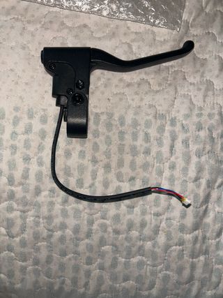 Freno para patinete eléctrico