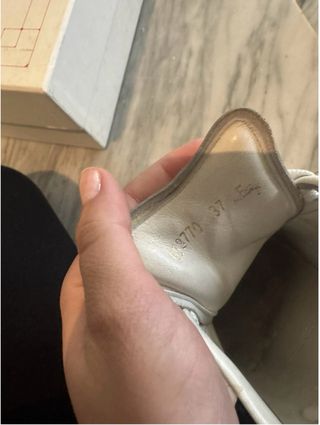 Scarpe Alexander McQueen bianche e nere