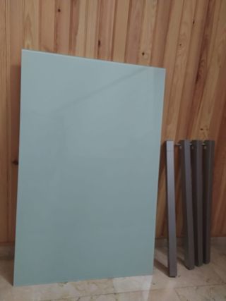 Mesa de cocina cristal y metal