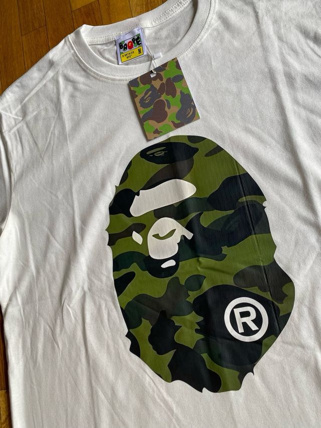 Camiseta BAPE Blanca Talla M