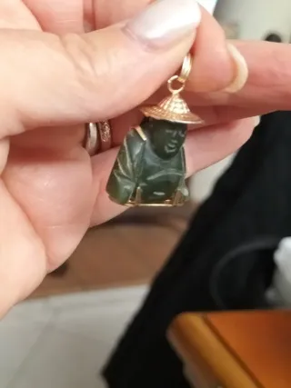 Ciondolo vintage Buddha in giada