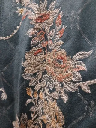 Falda de indumentaria con estampado floral