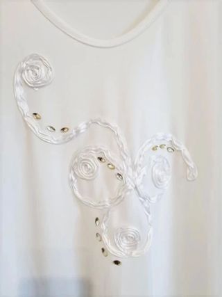 Vintage Blusa con adorno flores T L o M blanca