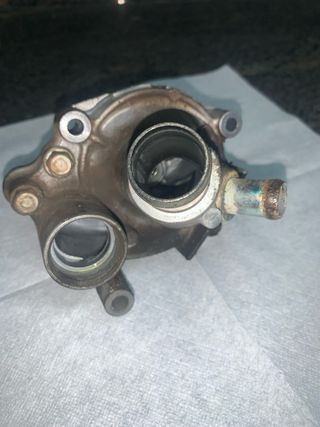 Bomba de agua Honda.