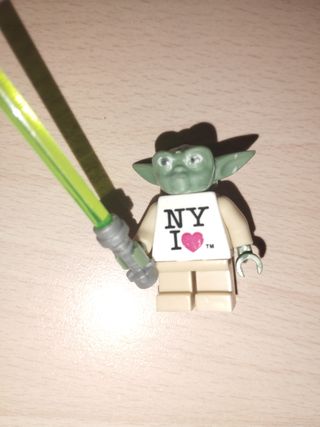 Yoda love new York compatible
