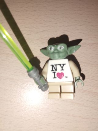 Yoda love new York compatible