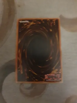 Carta Yu-Gi-Oh! Mago Nero SD6-IT003