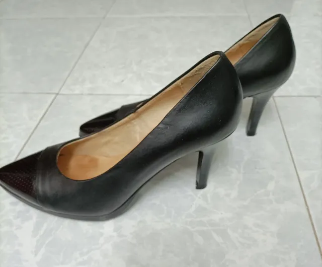 Salones tacón T.37 negros