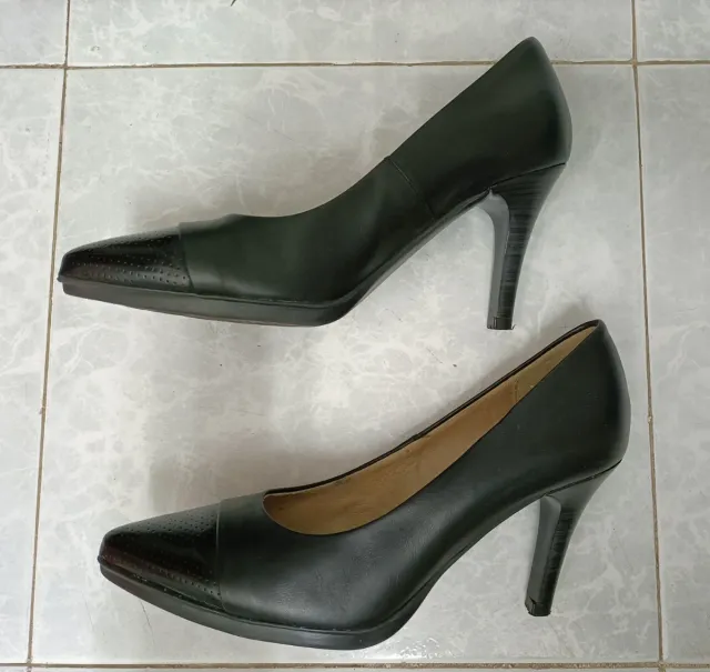 Salones tacón T.37 negros