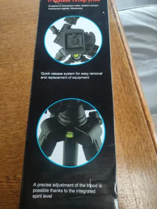 Trípode fotográfico negro