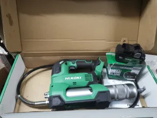 Engrasador Hikoki 18V + Batería 5Ah y cargador