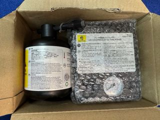 Compresor y spray repara pinchazos LEXUS / TOYOTA