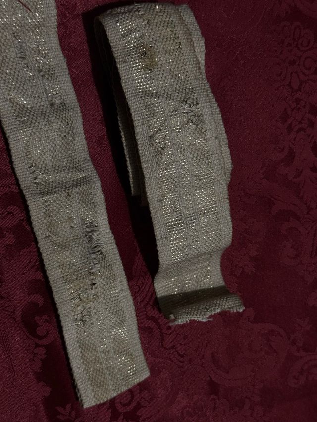 Galón antiguo tejido 132x4 cm y 28x4 cm