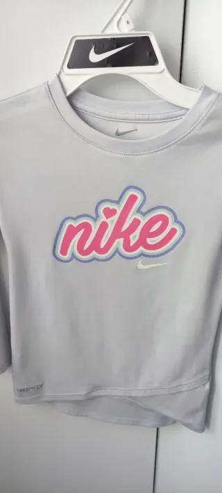 2 Camisetas Nike Niña Talla 5-6 Años