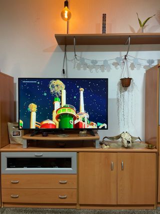 Mueble de salón madera y cristal