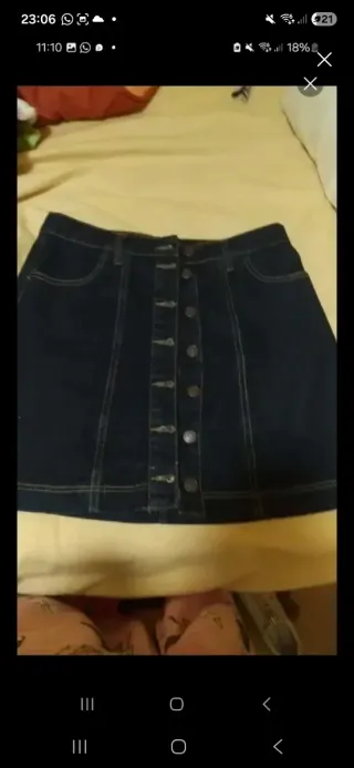 Falda vaqueracon botones