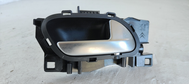 MANETA INTERIOR DELANTERA DERECHA PEUGEOT 208 1.4