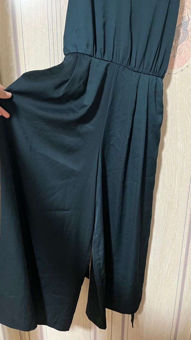 Mono midi satinado H&M verde o turquesa