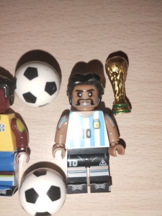 Maradona y Pelé selecciones fútbol compatible