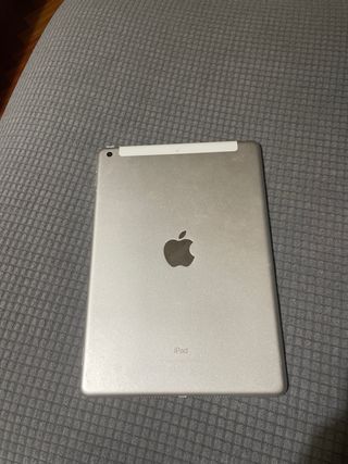 Apple iPad 9.7 5ta Gen 2017 Plata