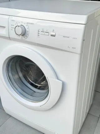 LAVADORA CARGA FRONTAL BALAY DE 7 KILOS