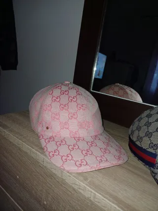 Gorra Gucci Rosa Original precio poco negociable ,