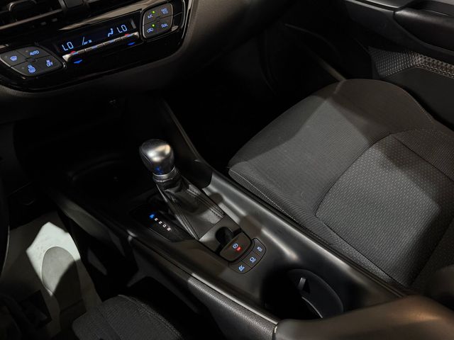 Toyota C-HR 1.8 Hybrid Dynamic 2017