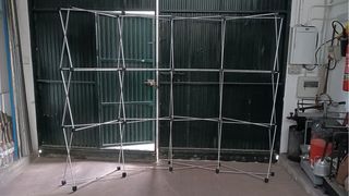 Estructura Pop Up Stand Photocall con Maleta