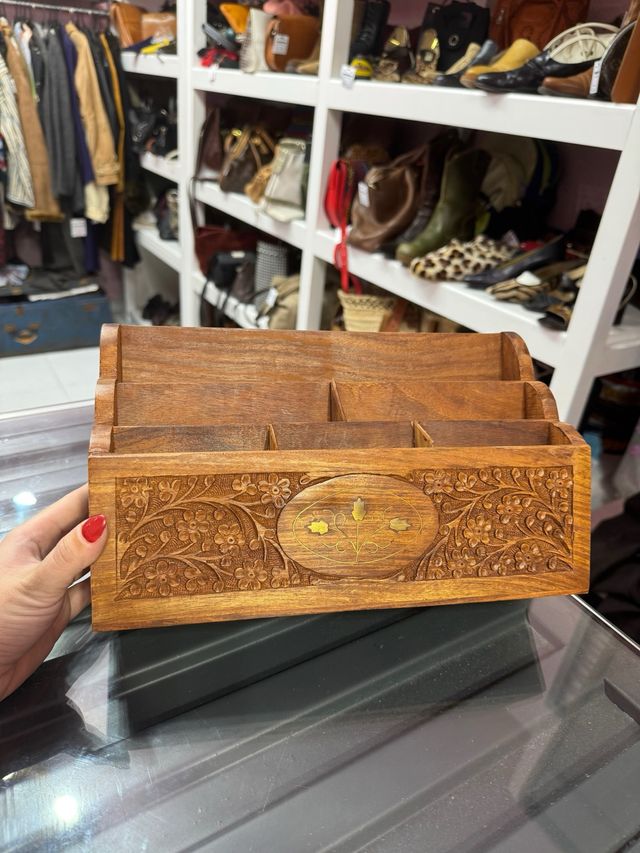 Portacarte in legno intagliato etnico boho indiano deco