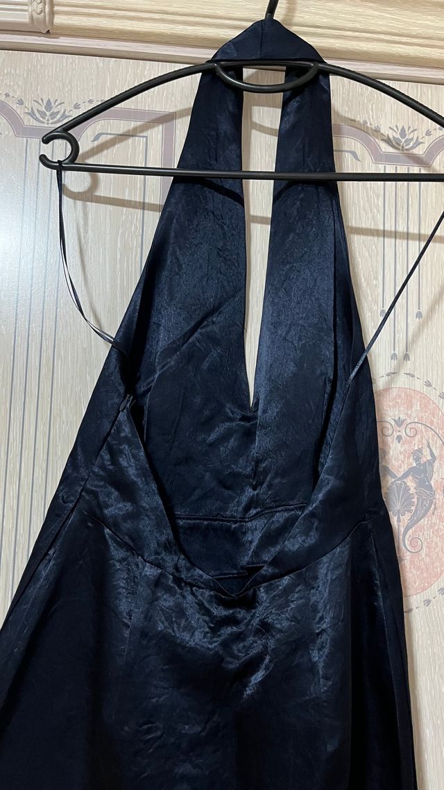 Vestido largo Azul satinado de zara