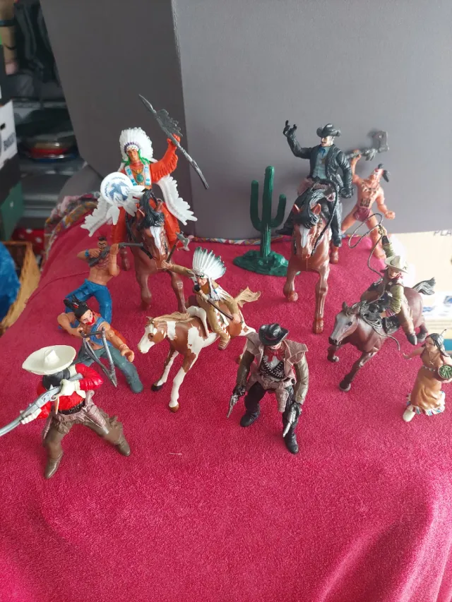 Pack Vaqueros, Indios y Caballos