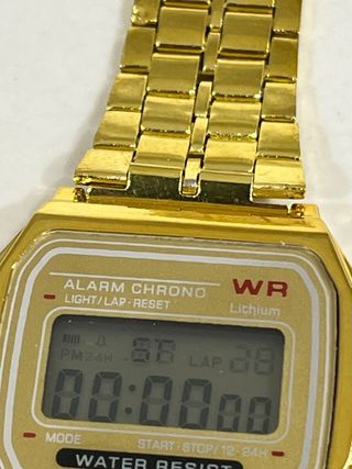 Reloj Dorado Digital correa acero