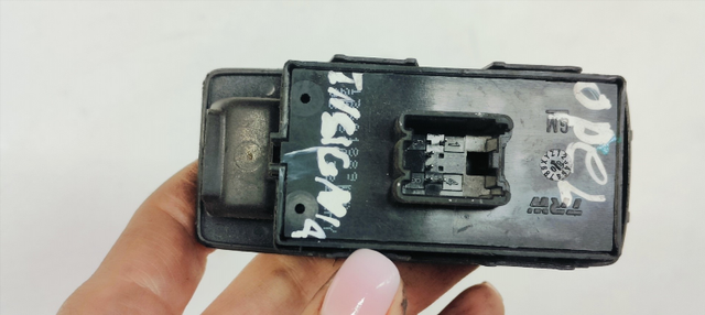 MANDO ELEVALUNAS TRASERO IZQUIERDO OPEL INSIGNIA