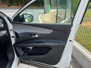 Peugeot 3008 GT 180 cv