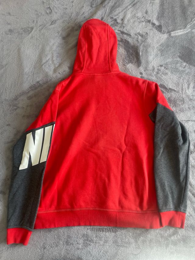 Sudadera Nike Roja y Gris