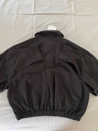 Blusa corta Desigual negra con corazón