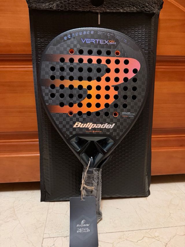 BULLPADEL VERTEX 04 HYBRID 25