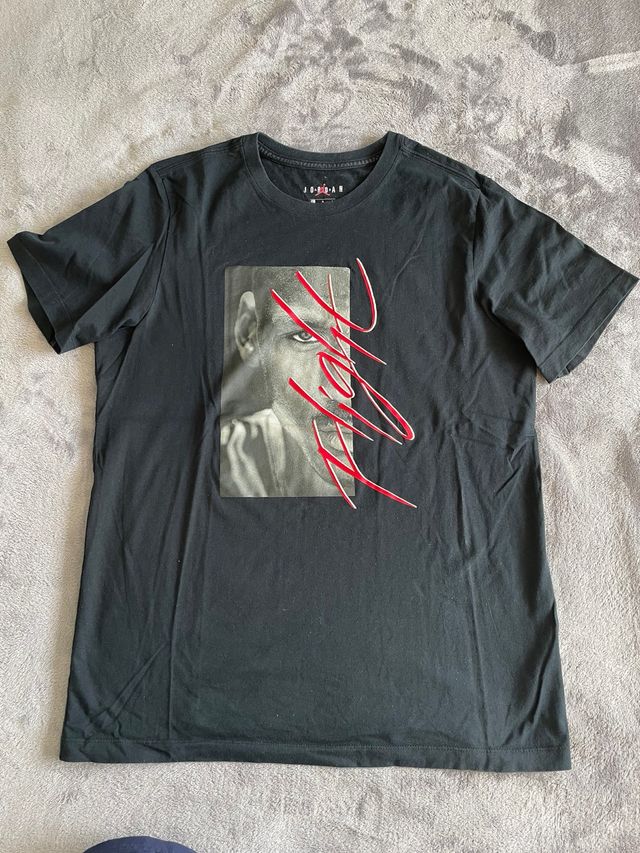 Camiseta Jordan Negra Estampada