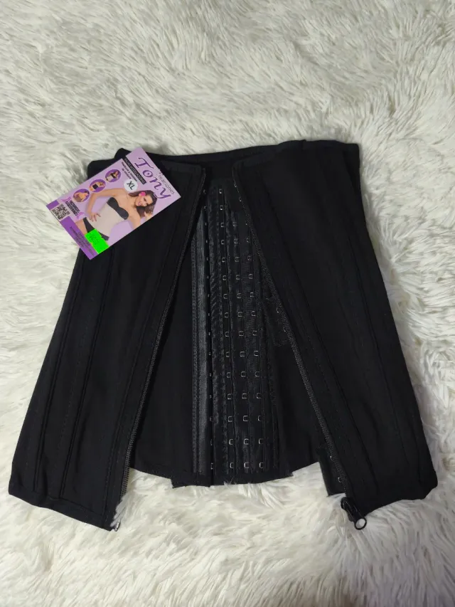 Cinturilla Tony XL con varillas y cierre