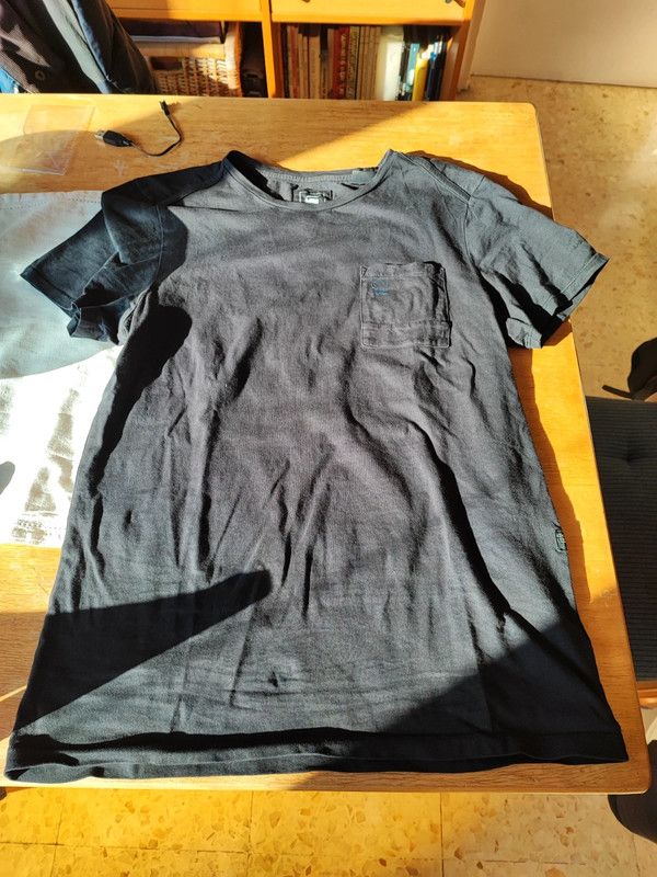 Lote 3 camisetas: negra, verde y azul