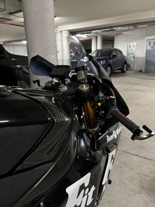 Yamaha R1 GYTR