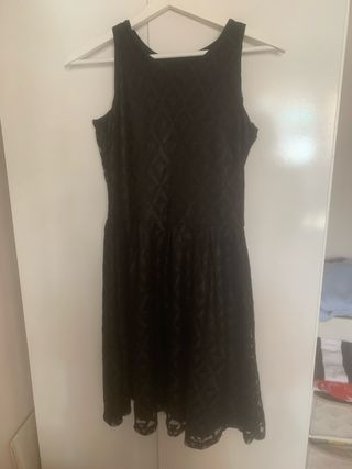 Vestido negro encaje talla S
